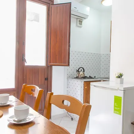 Apartment Bordonaro Mini Studio *